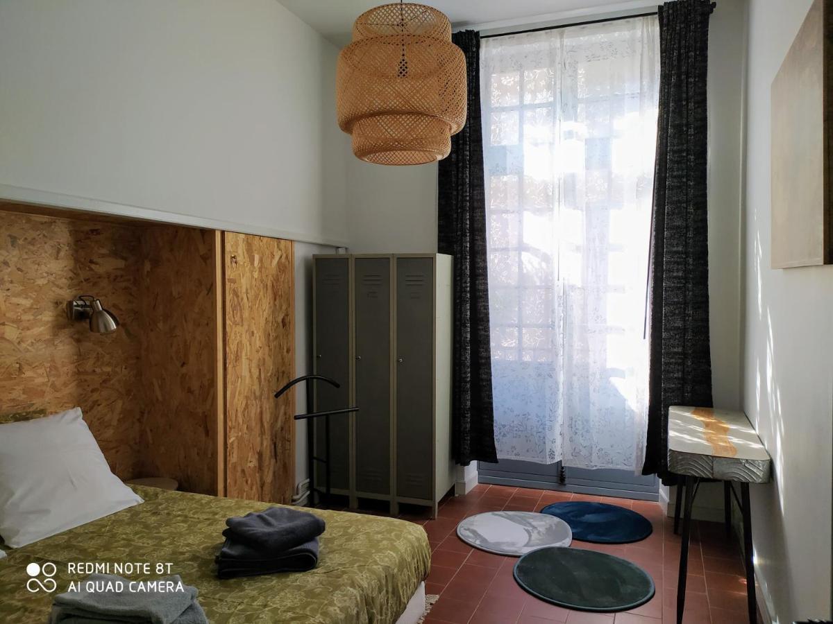 Le Selamat, Logis Xxl Au Calme Avec Terrasse Каркасон Екстериор снимка