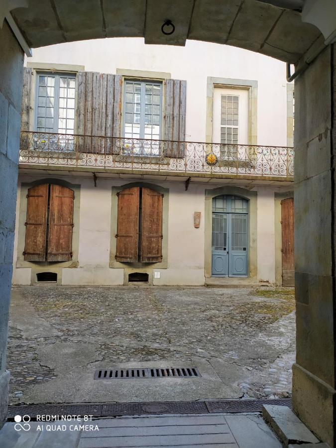 Le Selamat, Logis Xxl Au Calme Avec Terrasse Каркасон Екстериор снимка