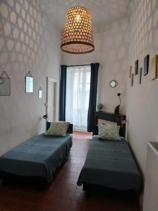 Le Selamat, Logis Xxl Au Calme Avec Terrasse Каркасон Екстериор снимка